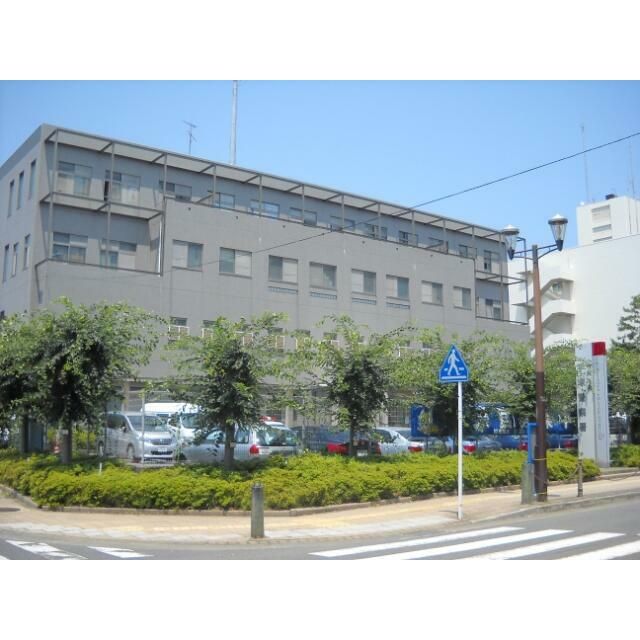 近くの平塚警察署まで1,207m（徒歩16分）