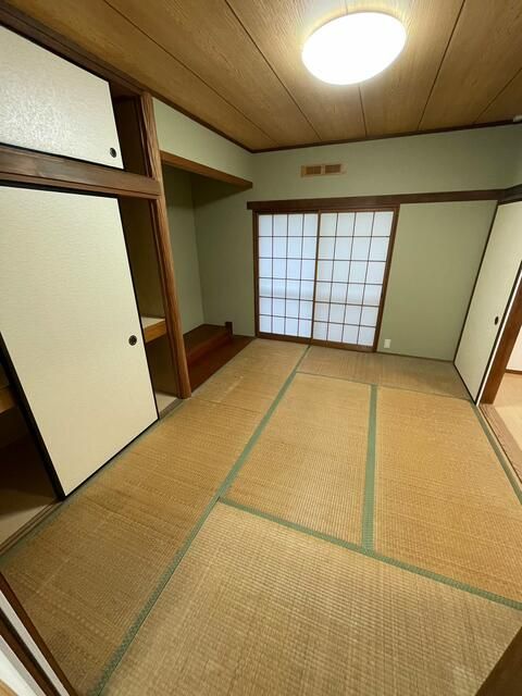 ベッドルーム