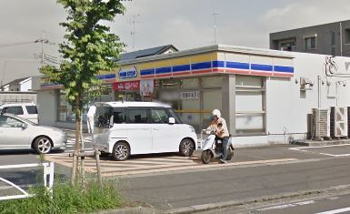 近くのミニストップ 大和柳橋店まで416m（徒歩6分）