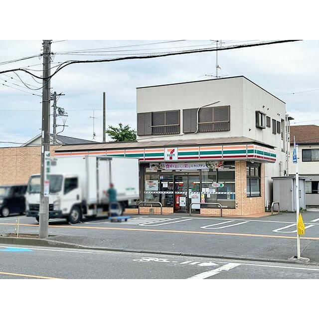 近くのセブンイレブン厚木愛甲南店まで156m（徒歩2分）