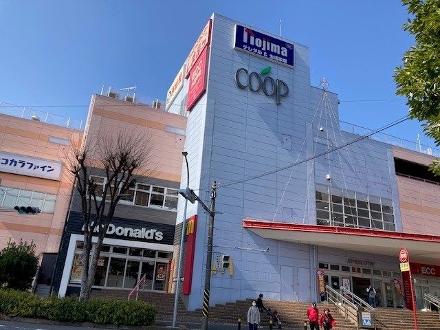 近くの東戸塚西口プラザ店まで1,300m(徒歩17分)