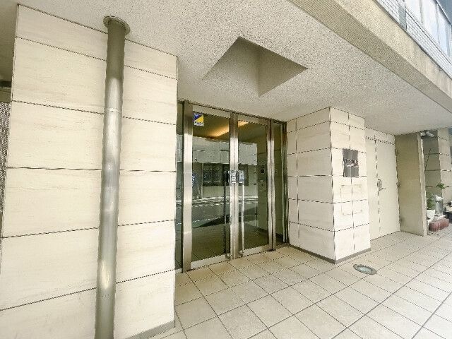 近くのセブンイレブン 厚木中町4丁目店まで266m(徒歩4分)
