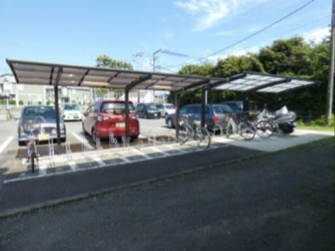 近くのセブンイレブン 小田原国府津西店まで450m(徒歩6分)