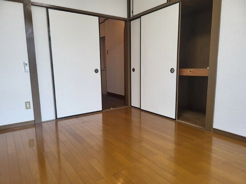ベッドルーム