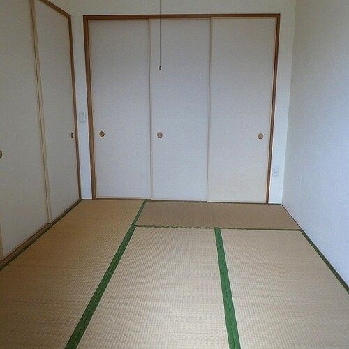 ベッドルーム