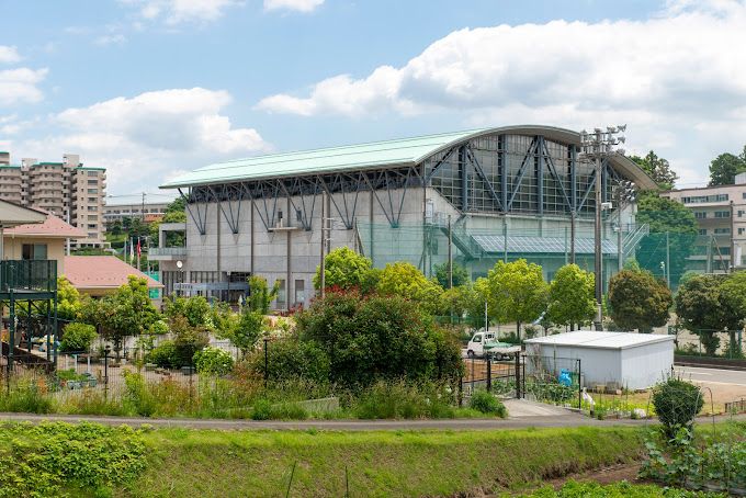 近くの海老名市役所 北部公園体育館まで663m(徒歩9分)