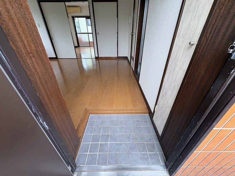 近くのすき家東海大前店まで687m(徒歩9分)
