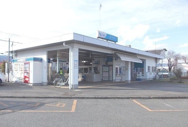 近くの小田急線・富水駅まで40m(徒歩1分)