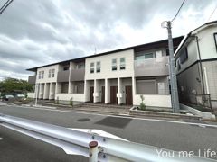 LILY MORE COURTの間取り画像