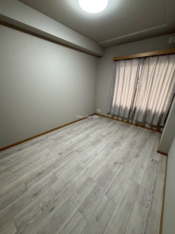 ベッドルーム