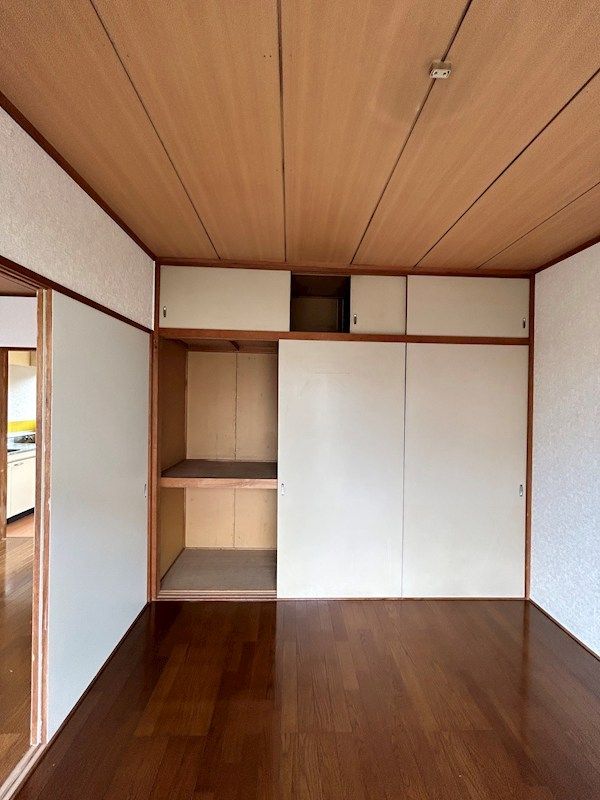 近くの秦野北矢名郵便局まで523m(徒歩7分)
