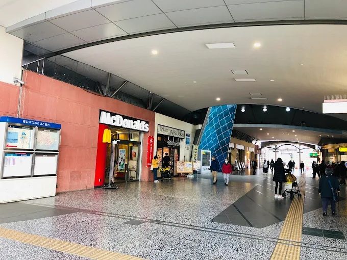 近くのマクドナルド 小田急秦野駅店まで181m(徒歩3分)