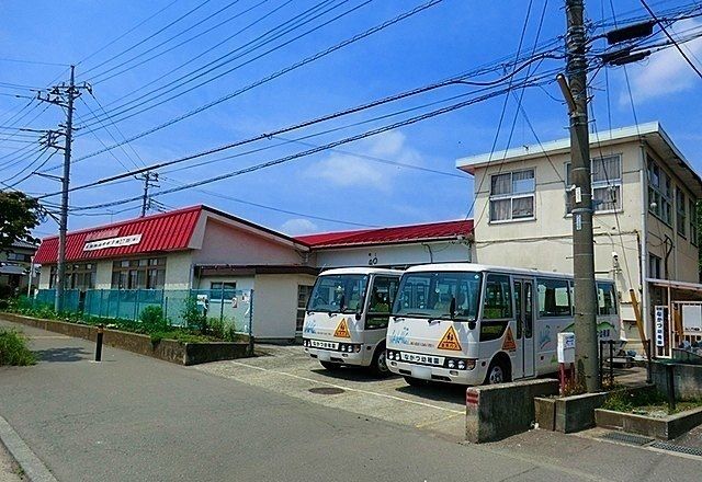 近くの中津幼稚園まで500m(徒歩7分)