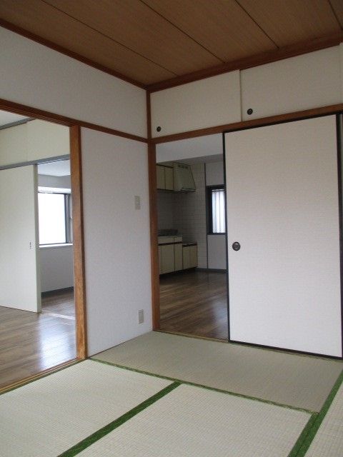ベッドルーム