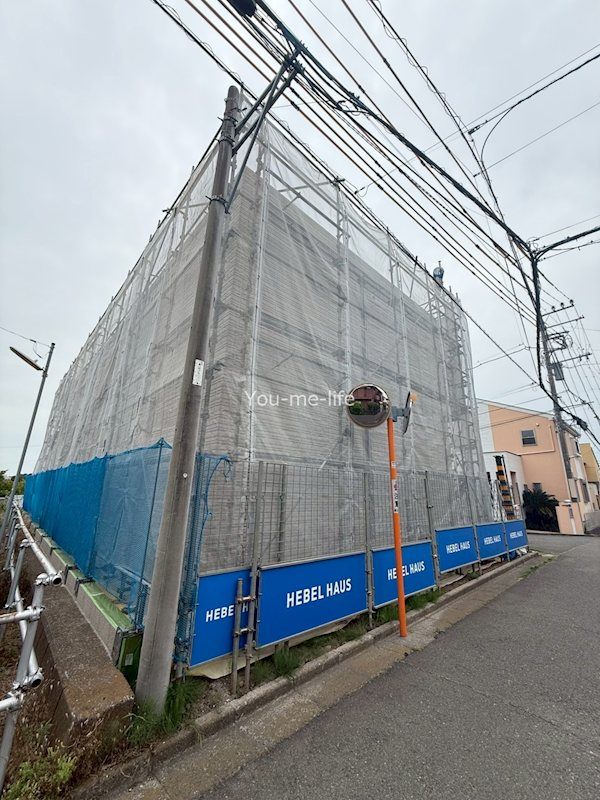 近くのハックドラッグ 湘南ライフタウン店まで571m(徒歩8分)