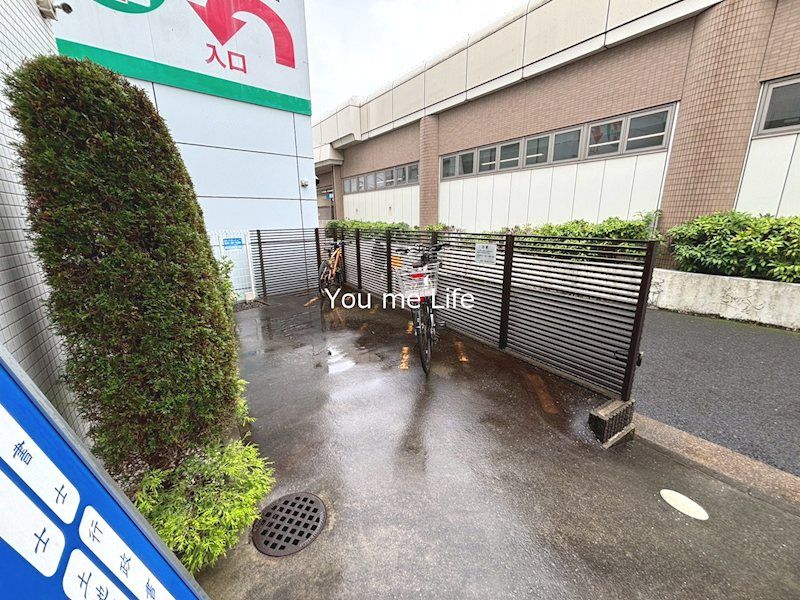 近くのサンクス 横浜立場駅店まで1m(徒歩1分)
