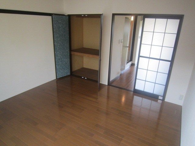 ベッドルーム