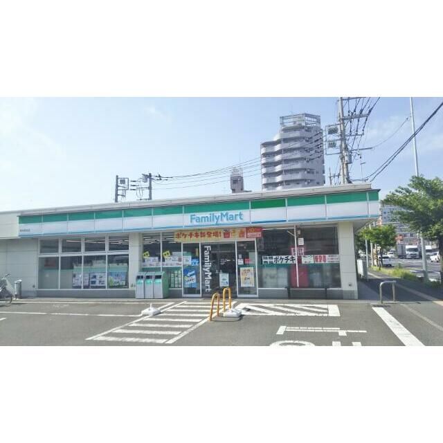 近くのファミリーマート 厚木恩名店まで73m(徒歩1分)