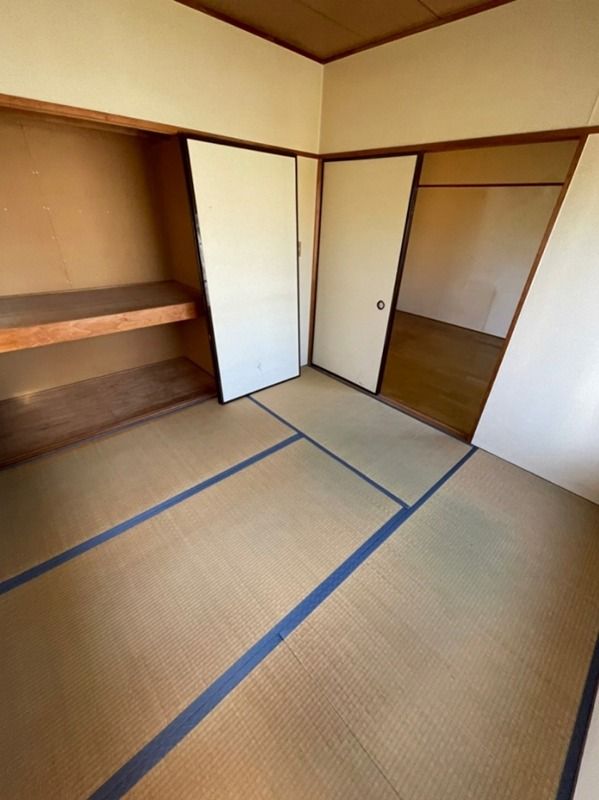 ベッドルーム