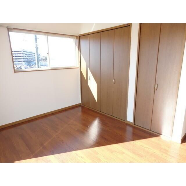 ベッドルーム