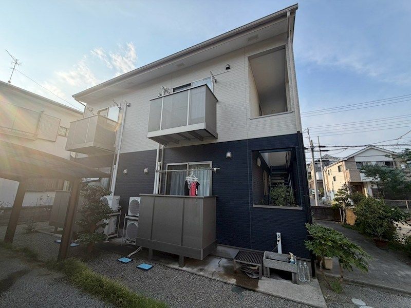 近くのローソンストア100 秦野南矢名店まで398m(徒歩5分)