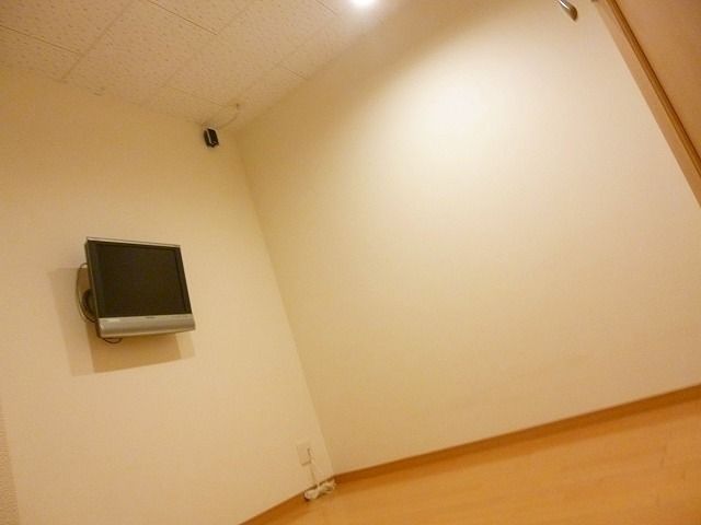 近くのローソン 藤沢本鵠沼店まで190m(徒歩3分)