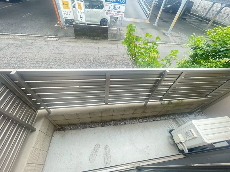 近くの厚木市役所 教育委員会 社会教育部 中央図書館まで353m(徒歩5分)