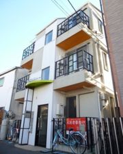 平塚市宮松町アパートの外観画像