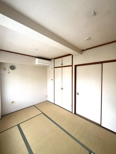 ベッドルーム