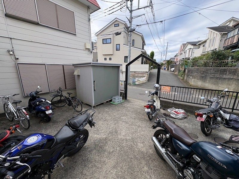 その他