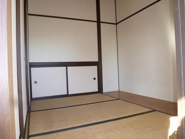 ベッドルーム