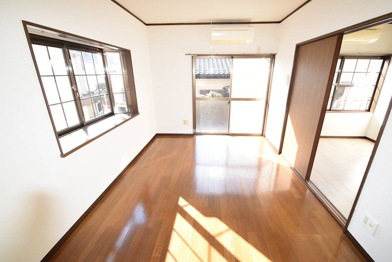 近くのセブンイレブン 三田店まで433m(徒歩6分)