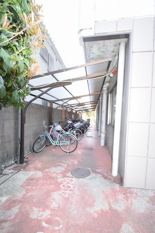 近くのローソン 厚木寿町店まで196m（徒歩3分）