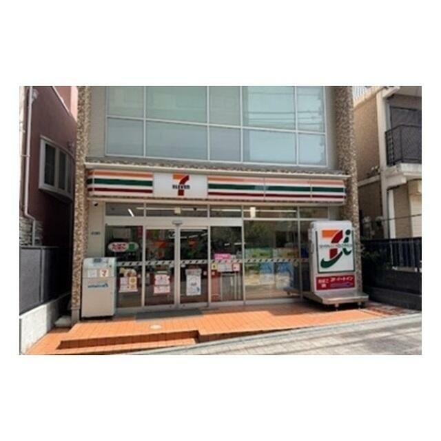 近くのセブンイレブン片瀬海岸1丁目まで270m（徒歩4分）