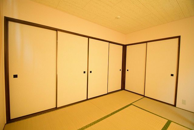 ベッドルーム