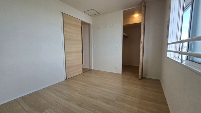 ベッドルーム