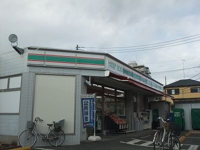 近くのローソン 海老名中央二丁目店まで165m（徒歩3分）