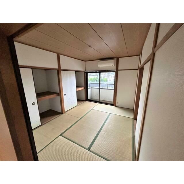ベッドルーム