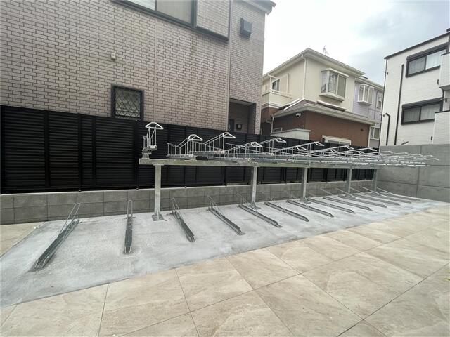近くのEggs ‘n Things（エッグスンシングス） 湘南江の島店まで411m（徒歩6分）
