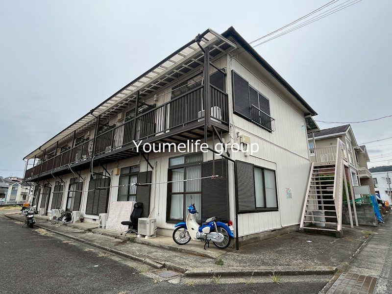 近くのファミリーマート 東海大学駅前店まで505m(徒歩7分)