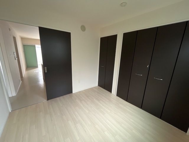 ベッドルーム