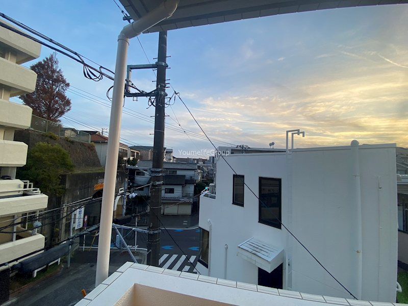 近くのローソン 藤沢朝日町店まで363m（徒歩5分）