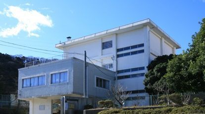 近くの今泉小学校まで807m(徒歩11分)
