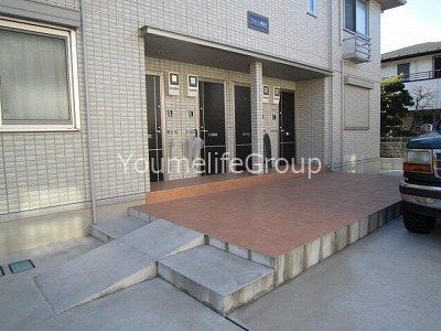 近くのハックドラッグ 鵠沼店まで394m(徒歩5分)
