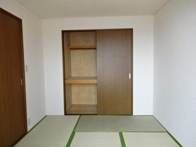 ベッドルーム