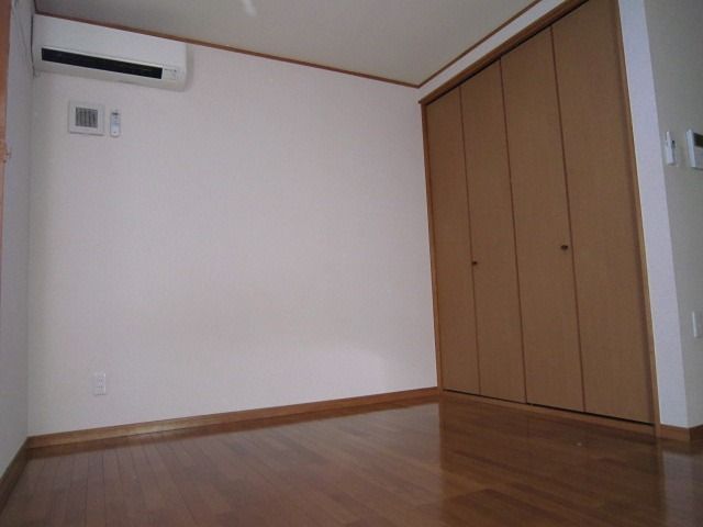 ベッドルーム