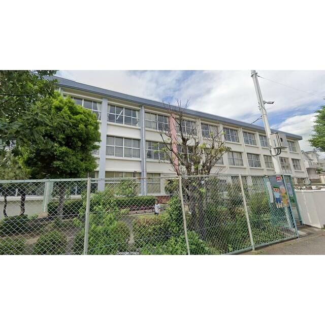 近くの医療法人社団医誠会湘陽かしわ台病院まで778m(徒歩10分)