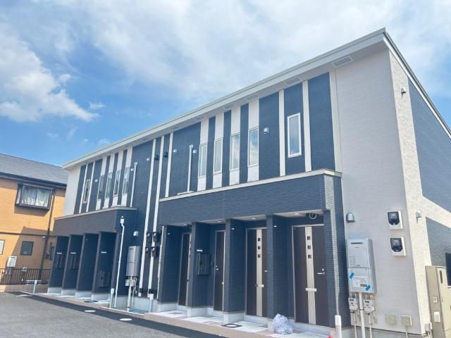 近くのFuji戸室店まで732m（徒歩10分）
