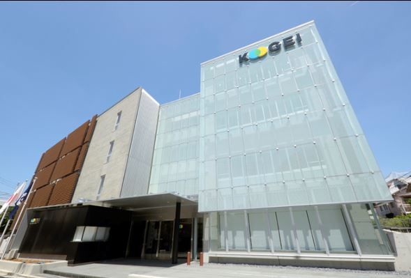 近くの私立東京工芸大学厚木キャンパスまで599m（徒歩8分）
