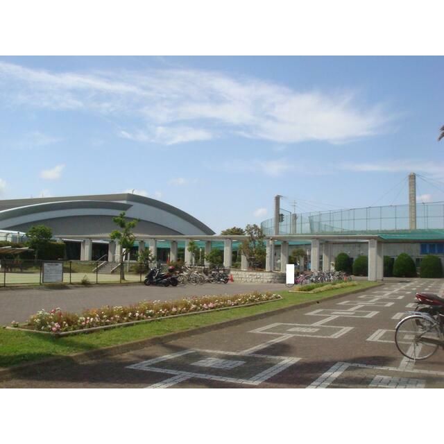 近くの八部公園まで801m(徒歩11分)